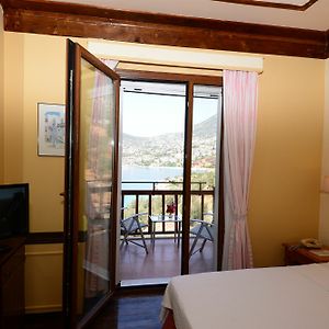 Double or Twin Room Sea View